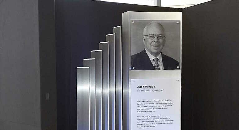 Homenaje a Adolf Merckle