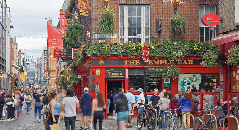 Famoso bar rojo en dublin