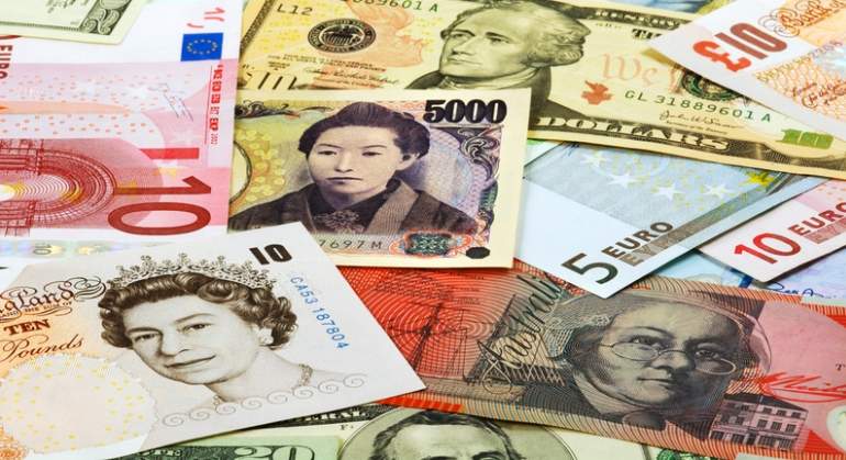 Diferentes monedas