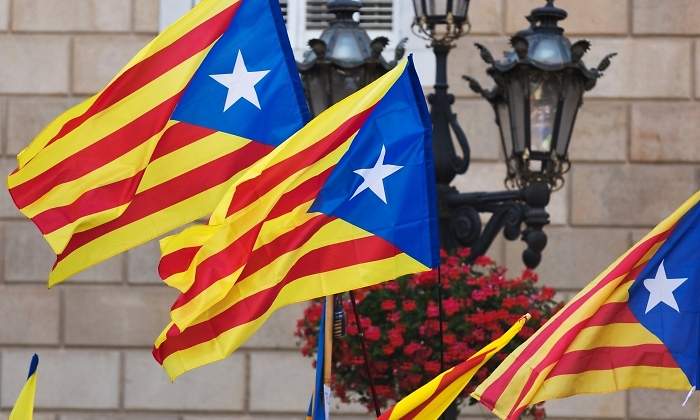 banderas-cataluna-dreamstime.jpg