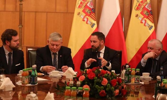 abascal-polonia-vox.jpg