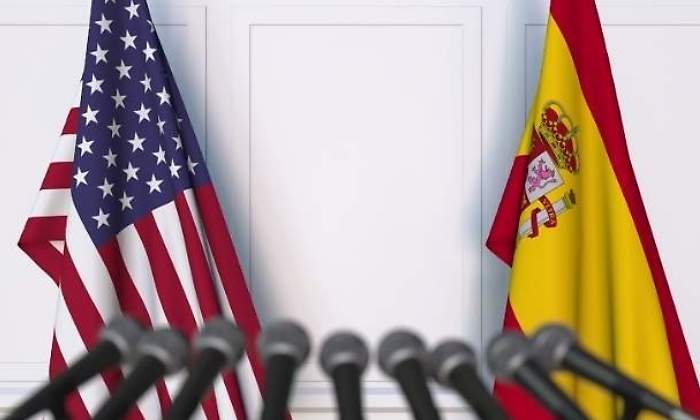 eeuu-espana-banderas.jpg