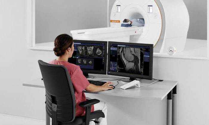 Siemens-Healthineers-DEFINI.jpg