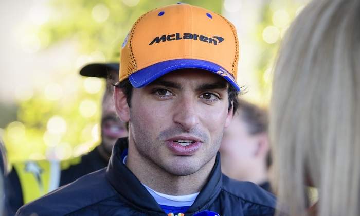 sainz-mclaren-gorra-reuters.jpg