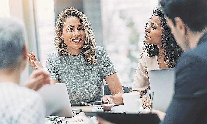 mujeres-trabajando.jpg