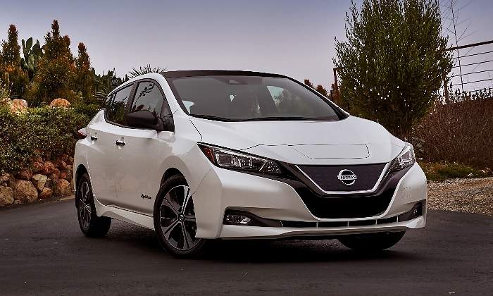 nissan-leaf-2018-01.jpg
