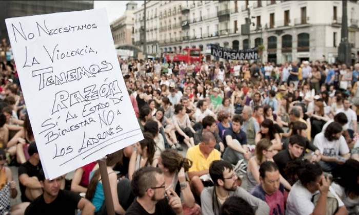 15m-sol-pancarte-efe.jpg
