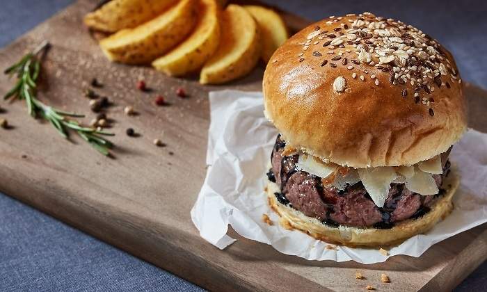 carne-wagyu-dia-internacional-hamburguesa-1.jpeg