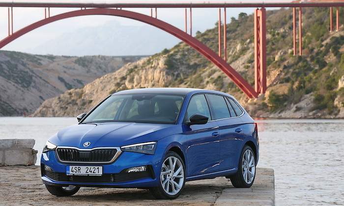 skoda-scala-2019-01.jpg