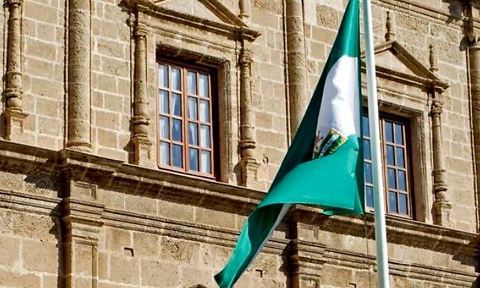 bandera-andalucia-efe.jpg