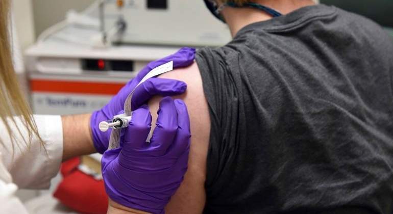 Vacuna de Moderna contra coronavirus estaría lista para su ...
