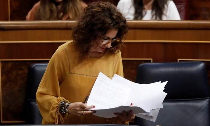 maria-jesus-montero-ministra-hacienda-congreso-pge-2019-efe-770x420.jpg