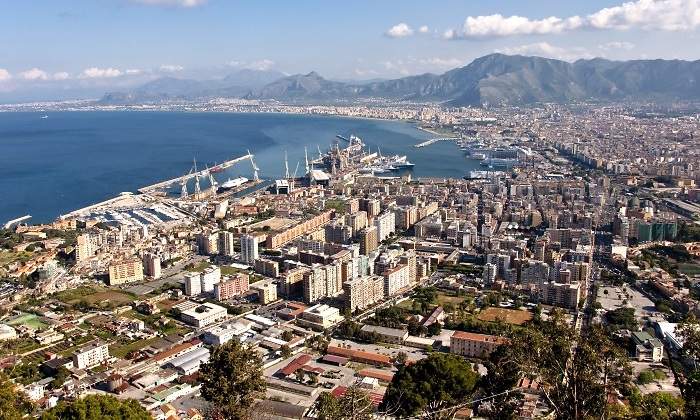 palermo-dreamstime-1.jpg