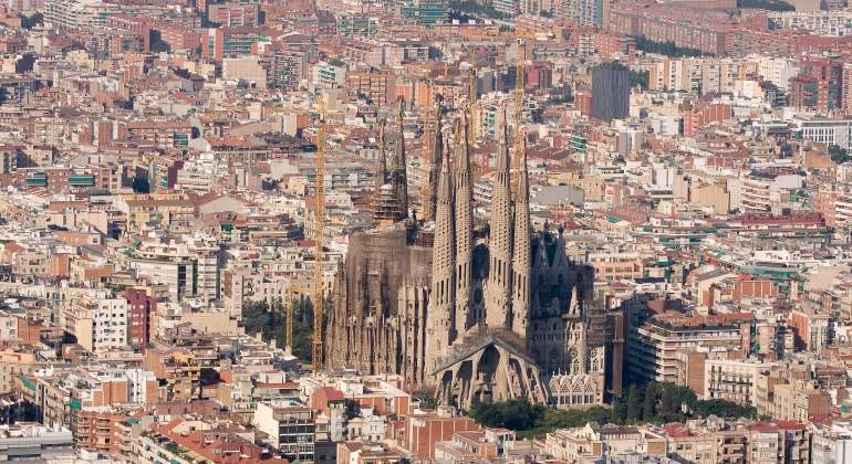 La Sagrada Familia será en 2022 el edificio más alto de Barcelona