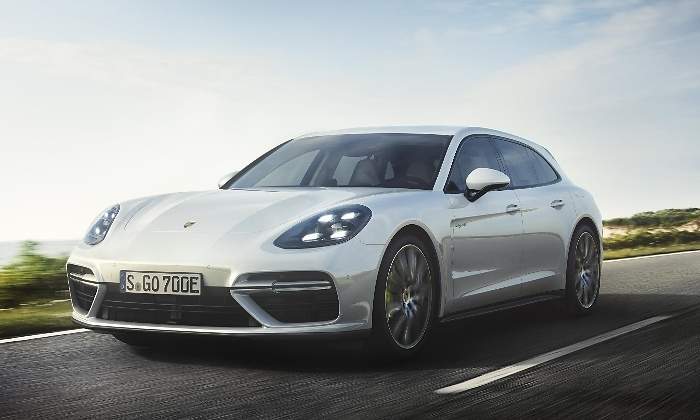 Porsche-Panamera-Turbo-S-E-Hybrid-Sport-Turismo-2017-01.jpg