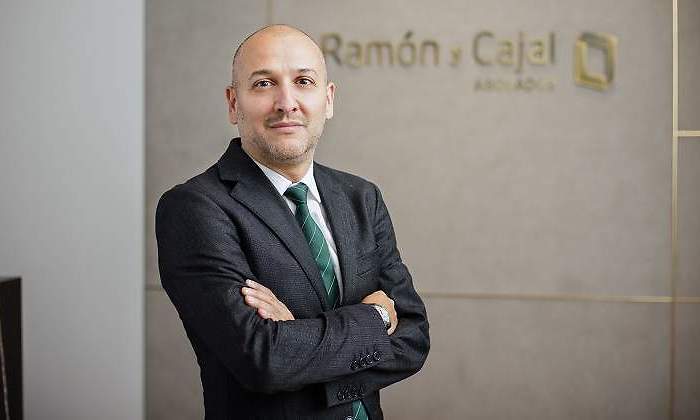 Alfonso-Carcamo-ramon-Cajal-Abogados.jpg
