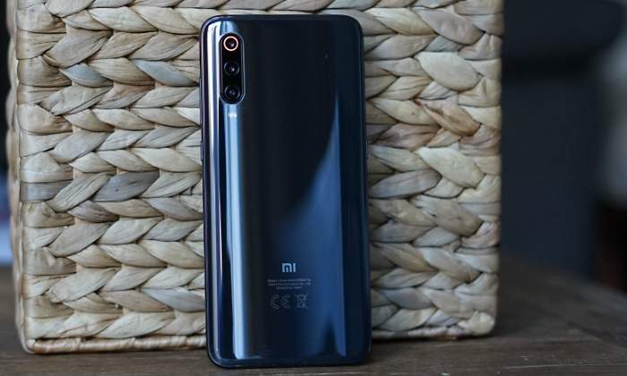 xiaomi-mi-9-7.jpg