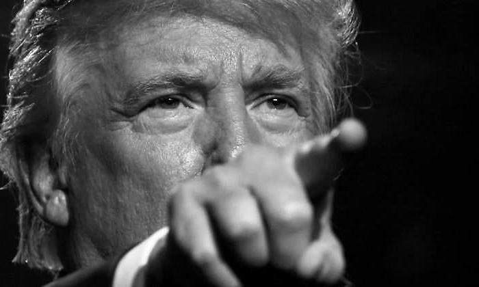 trump-dedo-primer-plano-octubre-2016-reuters-byn.jpg